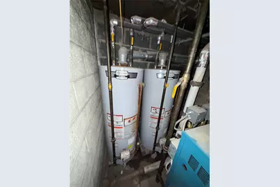 70-29 65 Place, Glendale, NY 11385 - Photo 8