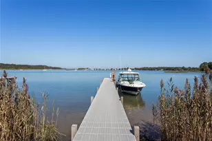 203 Noyack Rd, Southampton, NY 11968 - Photo 2