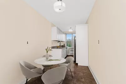 1304 Midland Avenue #C35, Yonkers, NY 10704 - Photo 8