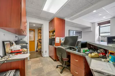 69-40 Yellowstone Blvd #9, Forest Hills, NY 11375 - Photo 6