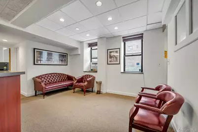 69-40 Yellowstone Blvd #9, Forest Hills, NY 11375 - Photo 4