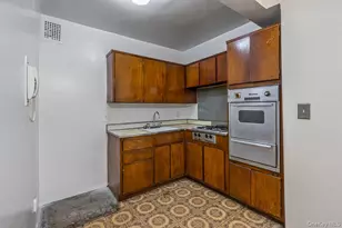 89-15 Parsons Blvd, Jamaica, NY 11432 - Photo 12