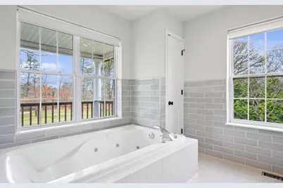 71 Old Canoe Place Road, Hampton Bays, NY 11946 - Photo 18