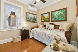 87-15 258th St, Floral Park, NY 11001 - Photo 10