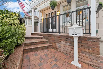 87-15 258th Street, Floral Park, NY 11001 - Photo 28