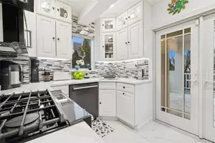 87-15 258th St, Floral Park, NY 11001 - Photo 6