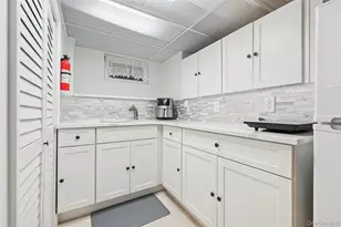 87-15 258th St, Floral Park, NY 11001 - Photo 16