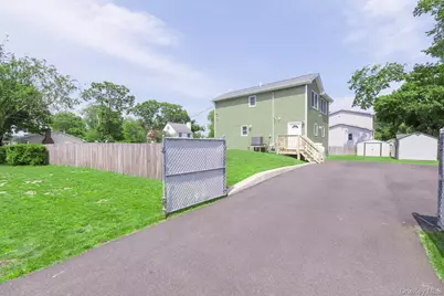 2 Lafayette Drive, Shirley, NY 11967 - Photo 14