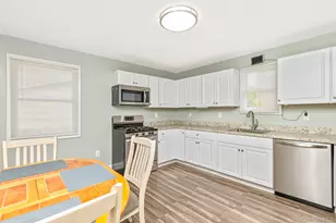 2 Lafayette Dr, Shirley, NY 11967 - Photo 6