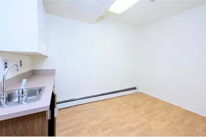 395 Westchester Avenue #LC, Port Chester, NY 10573 - Photo 12