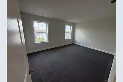 21 Dartmouth Drive, Poughkeepsie, NY 12603 - Photo 14