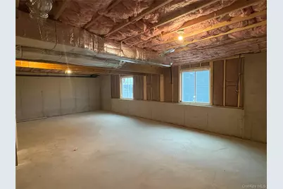 21 Dartmouth Drive, Poughkeepsie, NY 12603 - Photo 18