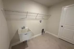 21 Dartmouth Dr, Poughkeepsie, NY 12603 - Photo 12