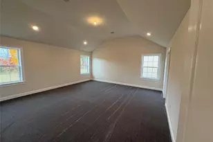 21 Dartmouth Dr, Poughkeepsie, NY 12603 - Photo 10