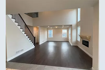 21 Dartmouth Drive, Poughkeepsie, NY 12603 - Photo 4