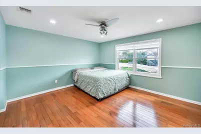 6 Garden Circle, Syosset, NY 11791 - Photo 14