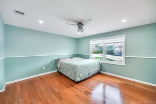 6 Garden Cir, Syosset, NY 11791 - Photo 14