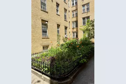 561 41st Street #2C, Brooklyn, NY 11232 - Photo 2