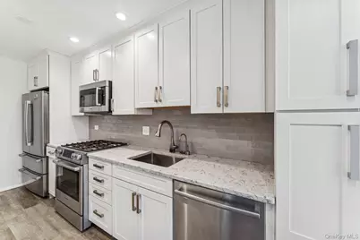 241-20 Northern Boulevard #2B, Little Neck, NY 11362 - Photo 2