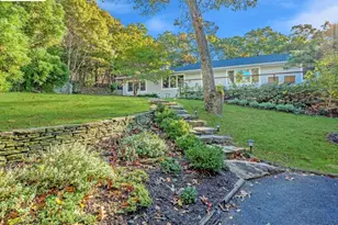 2 Captains Walk, East Hampton, NY 11937 - Photo 16