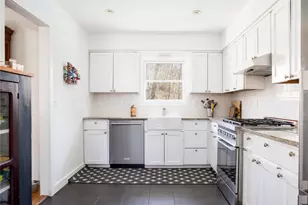 2 Captains Walk, East Hampton, NY 11937 - Photo 12