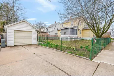 601 Hughes Street, Bellmore, NY 11710 - Photo 24