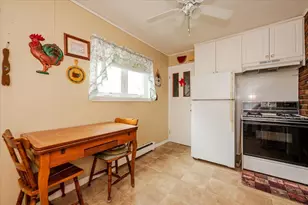 601 Hughes St, Bellmore, NY 11710 - Photo 8