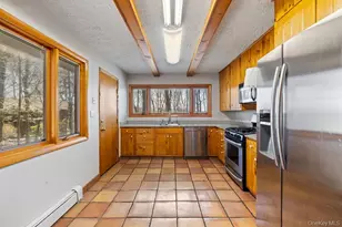 5 Laura Ln, Pomona, NY 10970 - Photo 20