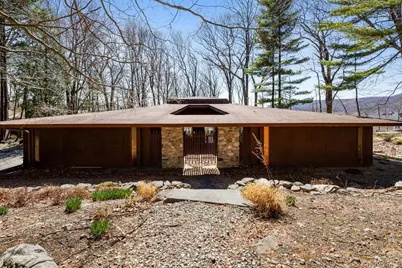 5 Laura Lane, Pomona, NY 10970 - Photo 2