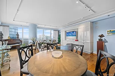 5 Renaissance Square #23G, White Plains, NY 10601 - Photo 4