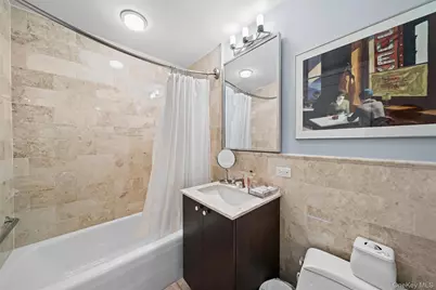 5 Renaissance Square #23G, White Plains, NY 10601 - Photo 20