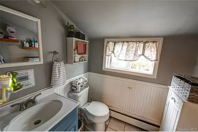 226 Sears Road, West Islip, NY 11795 - Photo 10