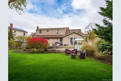 226 Sears Road, West Islip, NY 11795 - Photo 14