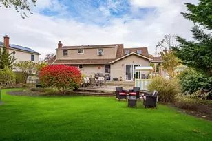 226 Sears Rd, West Islip, NY 11795 - Photo 14