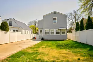 25 Virginia Dr, Elmont, NY 11003 - Photo 28