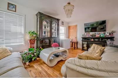 25 Virginia Drive, Elmont, NY 11003 - Photo 10