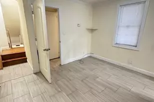 35-34 31st St, Astoria, NY 11106 - Photo 16