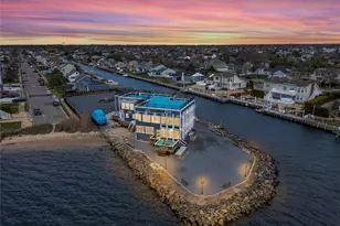 505 East Dr, Copiague, NY 11726 - Photo 38