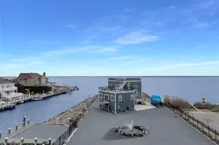 505 East Dr, Copiague, NY 11726 - Photo 42