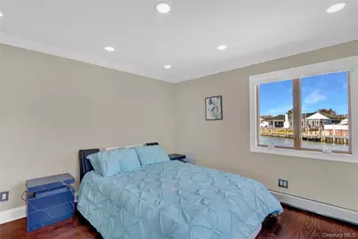 505 East Drive, Copiague, NY 11726 - Photo 16