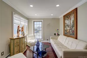 505 East Dr, Copiague, NY 11726 - Photo 14