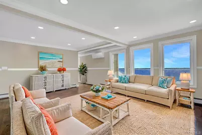 505 East Drive, Copiague, NY 11726 - Photo 22