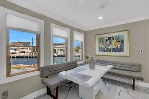 505 East Dr, Copiague, NY 11726 - Photo 12