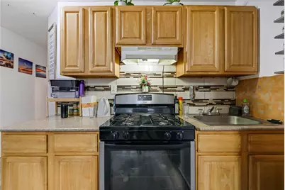 2470 Glebe Avenue, Bronx, NY 10461 - Photo 10