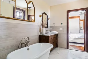 31 Fort Hill Dr, Lloyd Harbor, NY 11743 - Photo 28