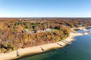 31 Fort Hill Dr, Lloyd Harbor, NY 11743 - Photo 4