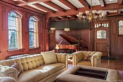 31 Fort Hill Drive, Lloyd Harbor, NY 11743 - Photo 16