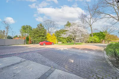 527 Deer Park Avenue, Dix Hills, NY 11746 - Photo 42