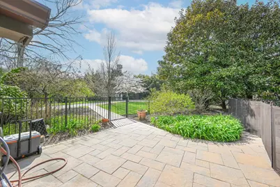 527 Deer Park Avenue, Dix Hills, NY 11746 - Photo 24