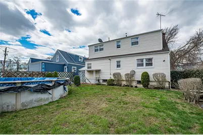 6 Frederick Ave, Freeport, NY 11520 - Photo 16